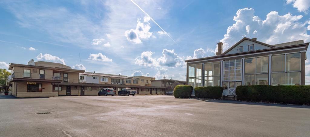 Dubois Manor Motel Eksteriør billede